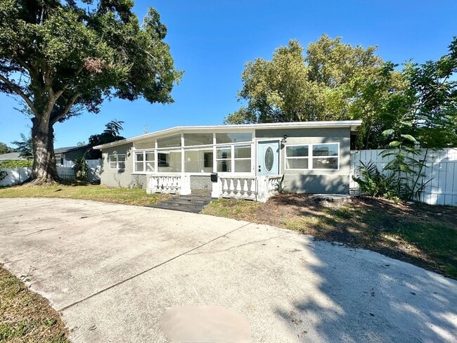Charming updated 3Bedrooms 1Bath Home in p... - Charming updated 3Bedrooms 1Bath Home in p...