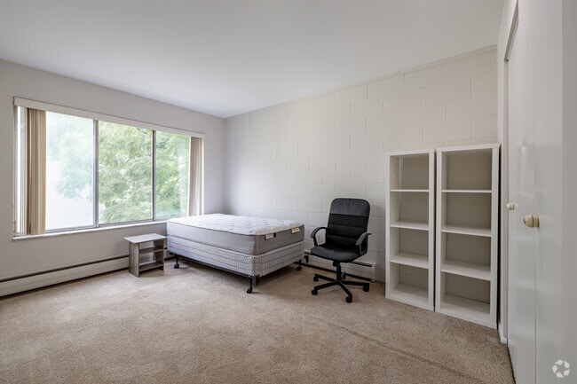 Interior Photo - Across From UofM Campus - 1313 S State St