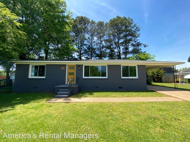 Foto del edificio - 3 br, 2 bath House - 207 North Central Ave
