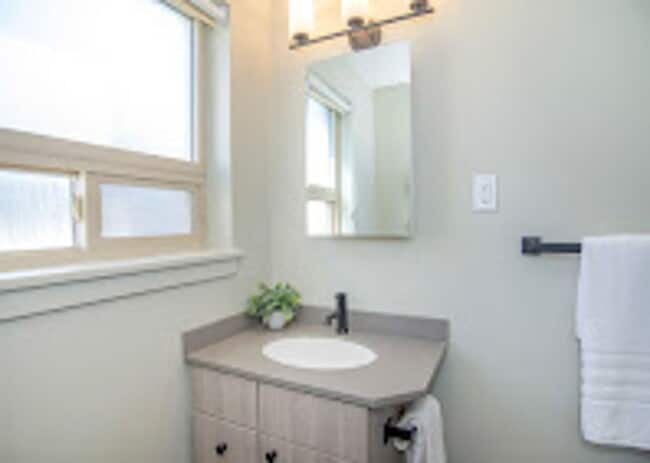 Interior Photo - Parkside Browne's Addition