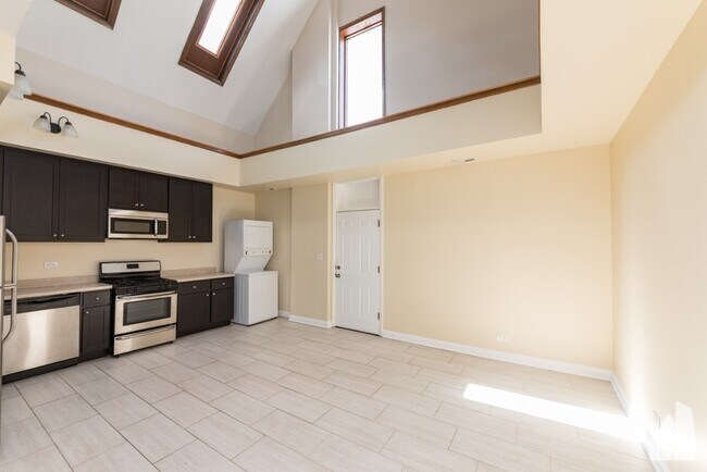 Foto del edificio - 2342 N Damen Ave