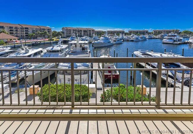 Foto del edificio - 2601 Marina Isle Way