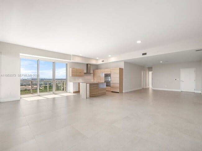 Foto del edificio - 16385 Biscayne Blvd
