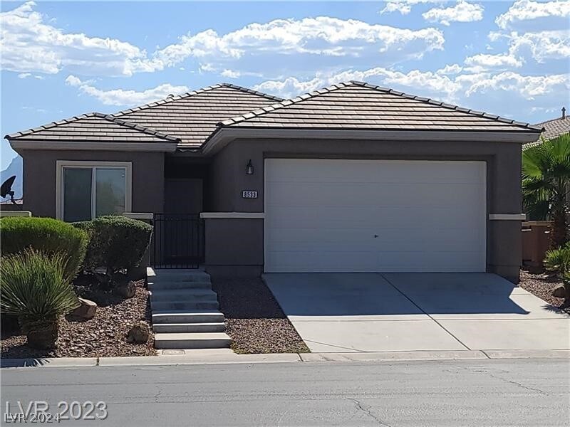 Foto principal - 8533 Sherwood Park Dr
