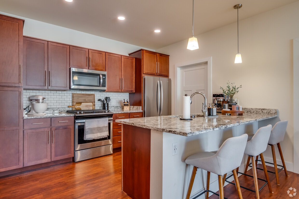 Primary Photo - Cedar Place Apartments