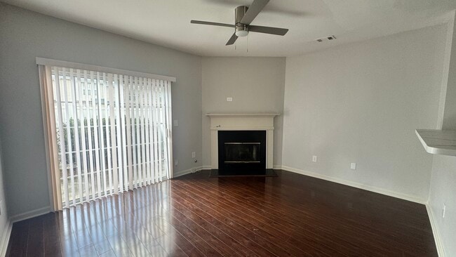 Foto del edificio - 3385 Hidden Cove Cir