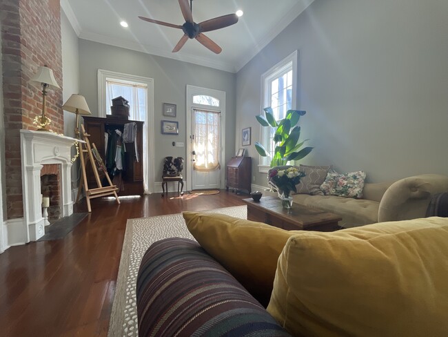 Building Photo - 2123 N Villere St