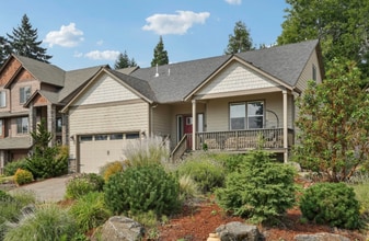 Building Photo - 4677 Southampton Dr SE