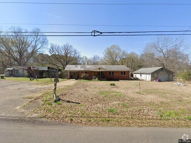 Building Photo - 309 Cemetery Rd