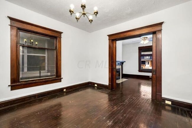 Building Photo - 888-890-890 Studer Ave