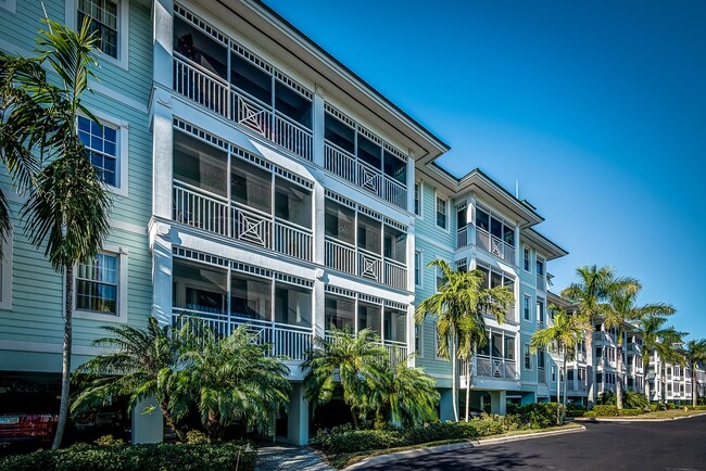 Building Photo - WALKING DISTANCE TO SUNSEEKER RESORT AND P...