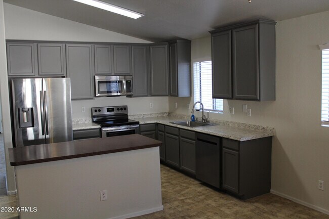 Foto del edificio - 43410 W Wild Horse Trail
