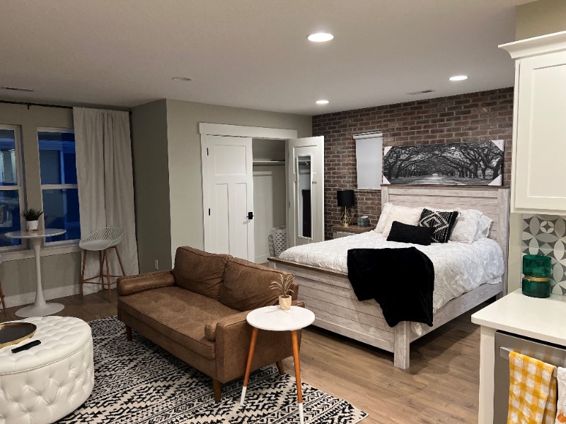 Foto principal - 6232 W Lake Ave