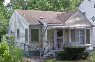 Building Photo - 18538 Appleton St