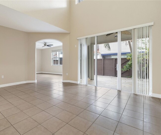 Building Photo - 8562 NW 108th Ave