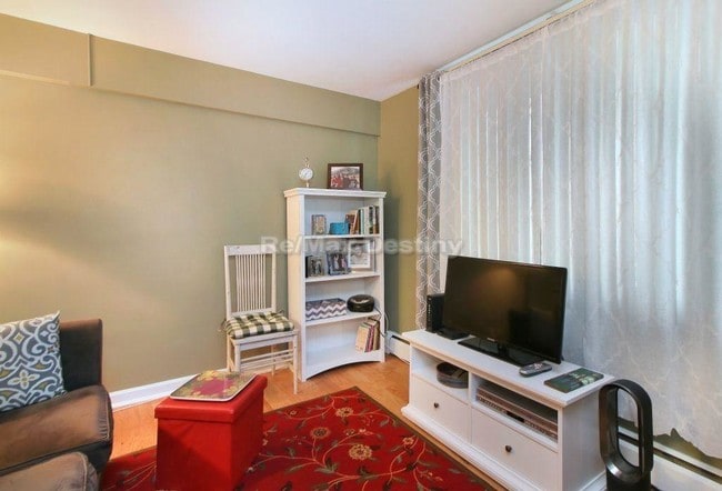 Foto del edificio - 108 Decatur St