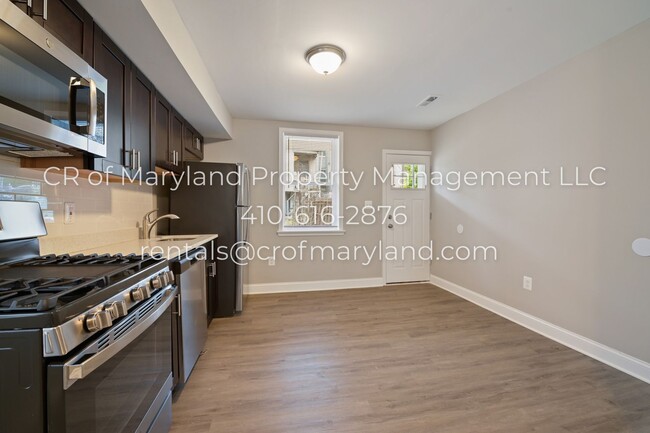 Building Photo - WAITLIST APPLICATIONS ONLY