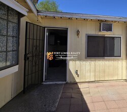 Building Photo - 2632-2634 N 29th Pl