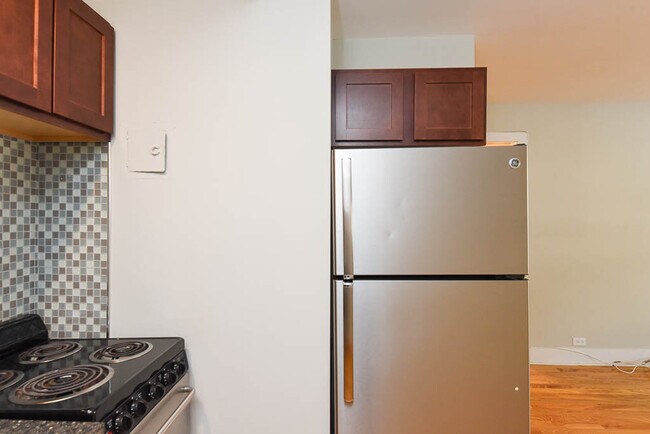 Foto del edificio - 445 W Wellington Ave