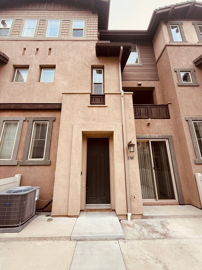 Building Photo - [First Month Free!] Stylish 3-Story Townhome in the Gated Pacific Ridge Community – Oceanside, CA