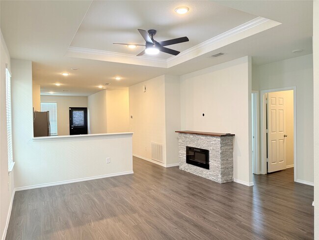Foto del edificio - 25558 Burnett Ranch Ln