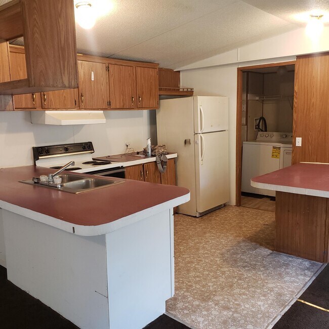 Foto del edificio - 277 Iotla Valley Park Rd