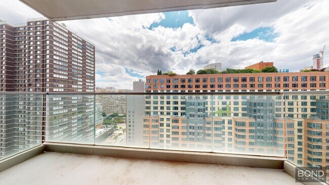 Foto del edificio - 237 E 34th St