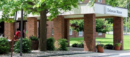 Building Photo - 10 Delaware St SW