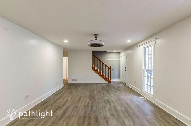 Foto del edificio - 35 Oliver Court