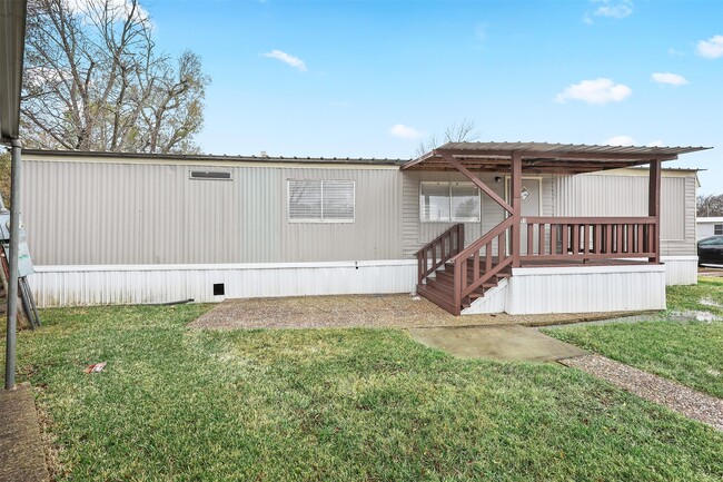 Foto del edificio - 2222 N Austin Ave