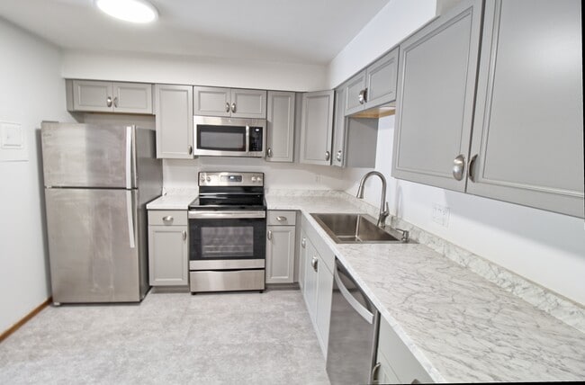 Building Photo - Flintridge Drive