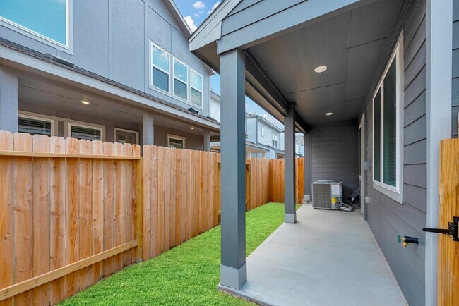 Foto del edificio - 4130 Good Vineyard Ln