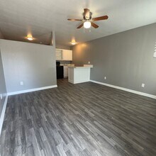 Building Photo - 106 New Dallas Hwy