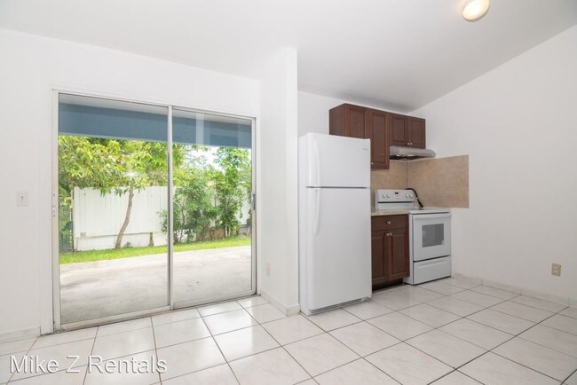 Building Photo - 3415 Thomasson Dr