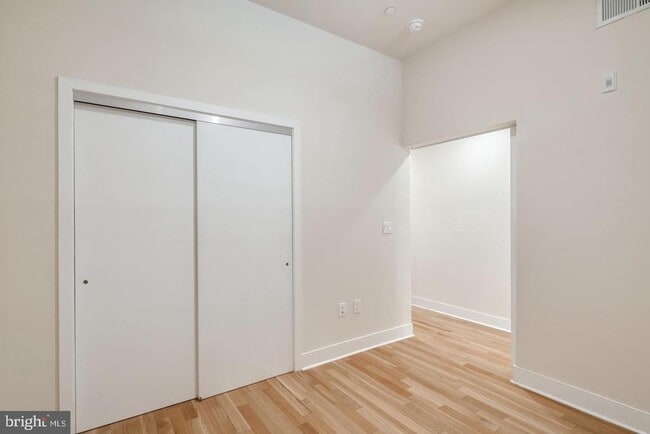 Foto del edificio - 1430 South St