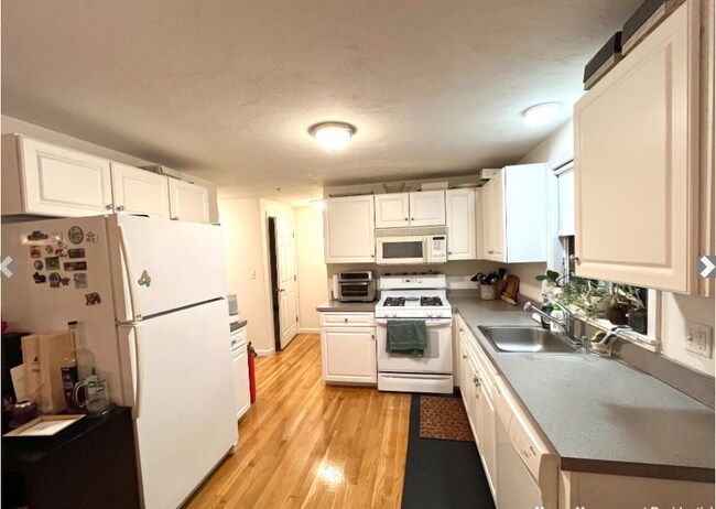 Foto del edificio - 985 Trapelo Rd