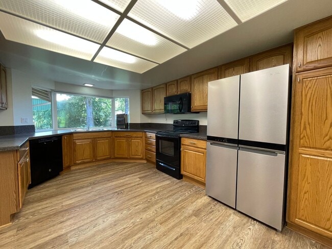 Building Photo - Incredible Ranch 3 Bed 2 Bath in Cedar Mil...
