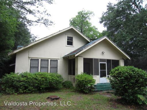 Primary Photo - 1104 N Toombs St