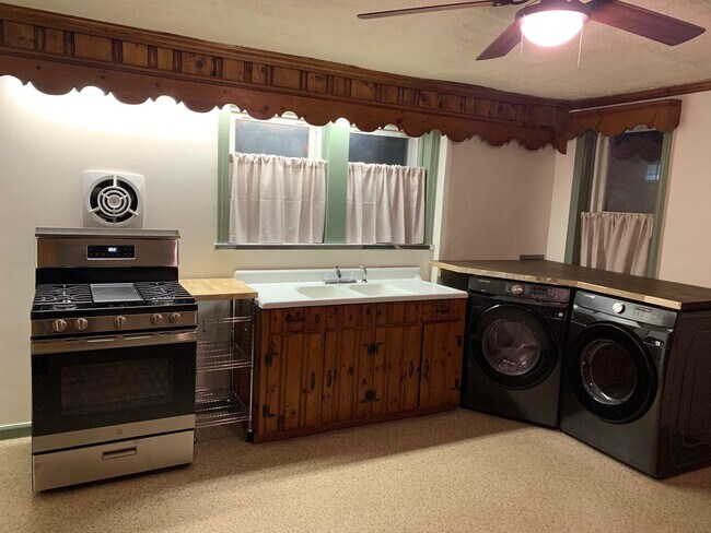 Foto del edificio - 179 N Water St