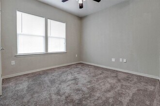 Building Photo - 4918 Carmen St