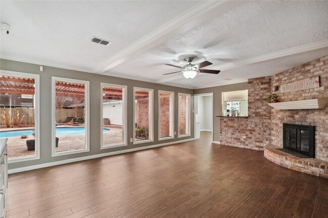Building Photo - 10911 Elmdale Dr