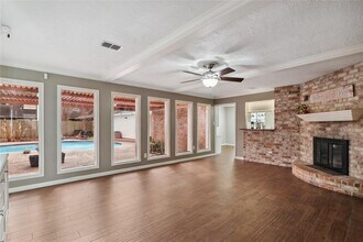 Building Photo - 10911 Elmdale Dr