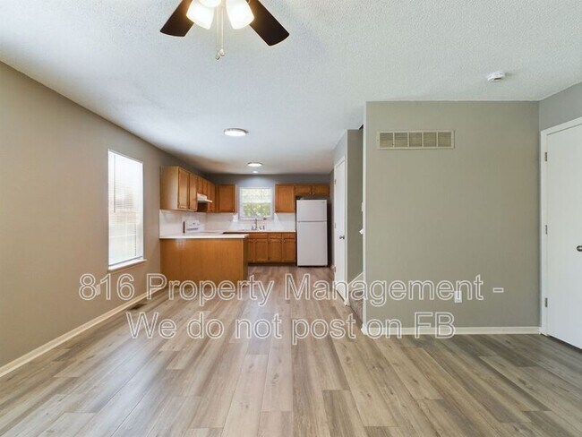 Foto del edificio - 2314-2316 Monroe Ave