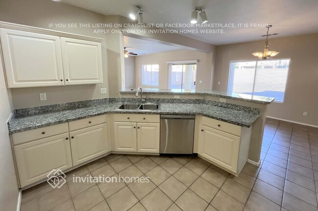 Foto del edificio - 16318 N 168th Ave