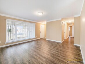 Building Photo - 1088 Studebaker Ave