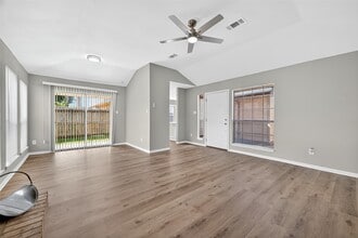 Building Photo - 3111 Timber View Dr