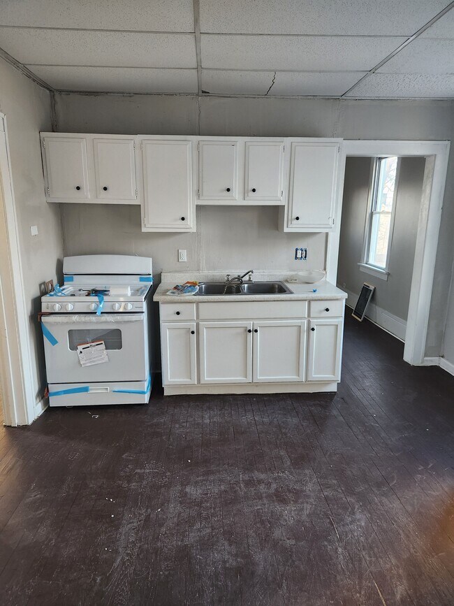 Foto del edificio - 6729 Forman Ave