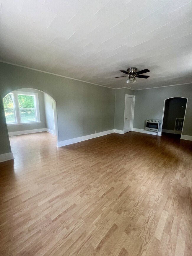 Building Photo - Wonderful Home in Ringgold, GA