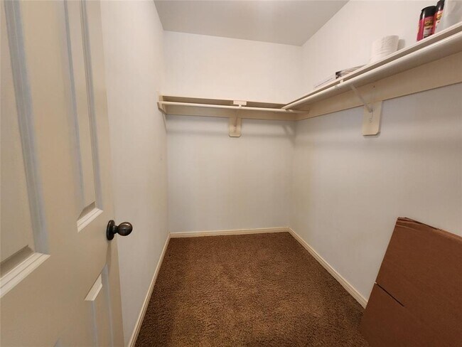 Foto del edificio - 2322 Chenevert St
