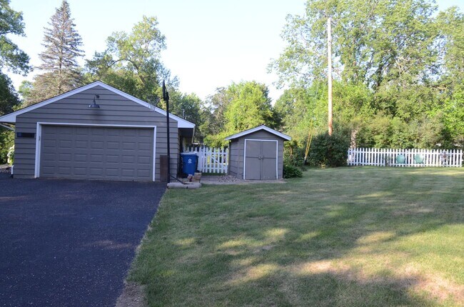 Foto del edificio - One level living in Minnetonka